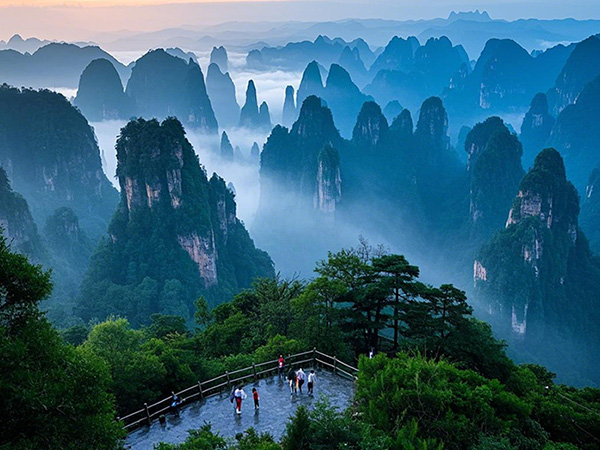 張家界旅游淡季攻略：超值體驗(yàn)，性?xún)r(jià)比超高！